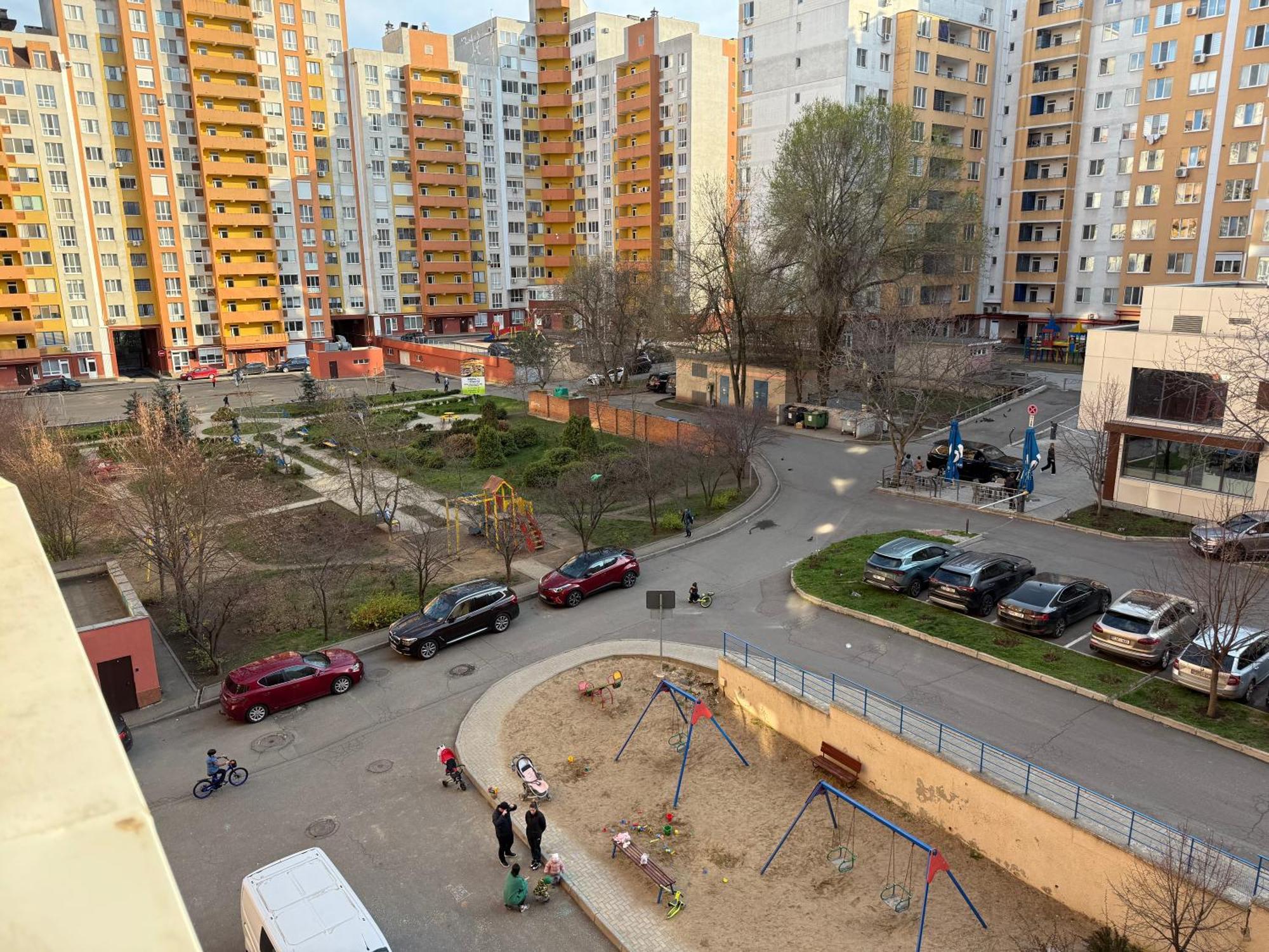 Cozy Two Bedroom Large Apartment Chisinau Exterior foto