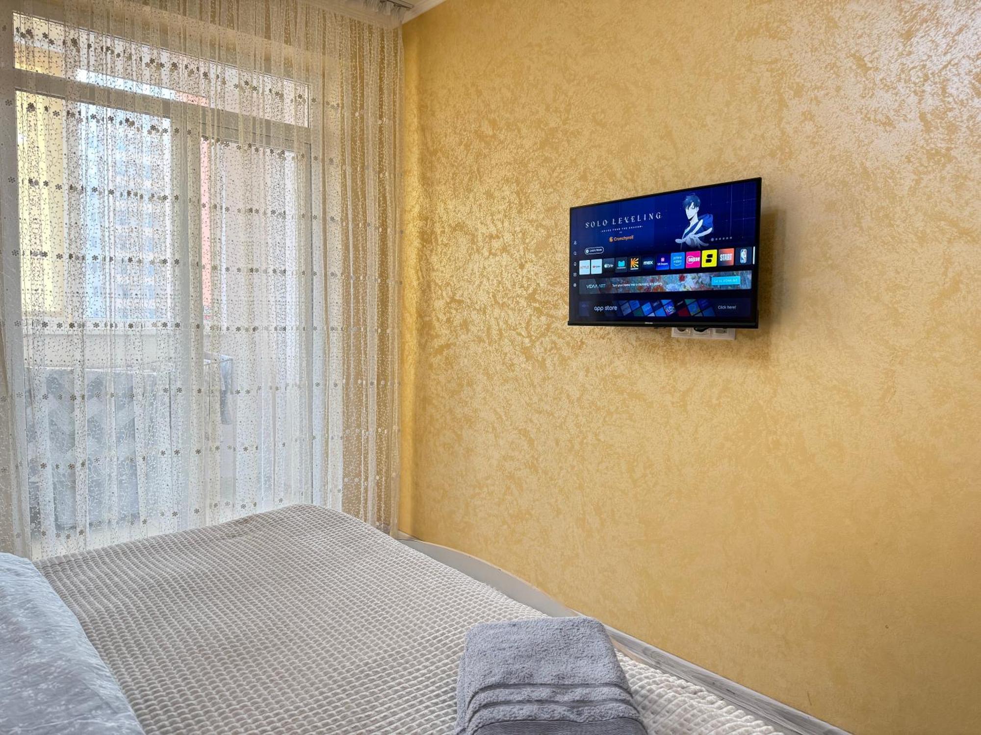 Cozy Two Bedroom Large Apartment Chisinau Exterior foto