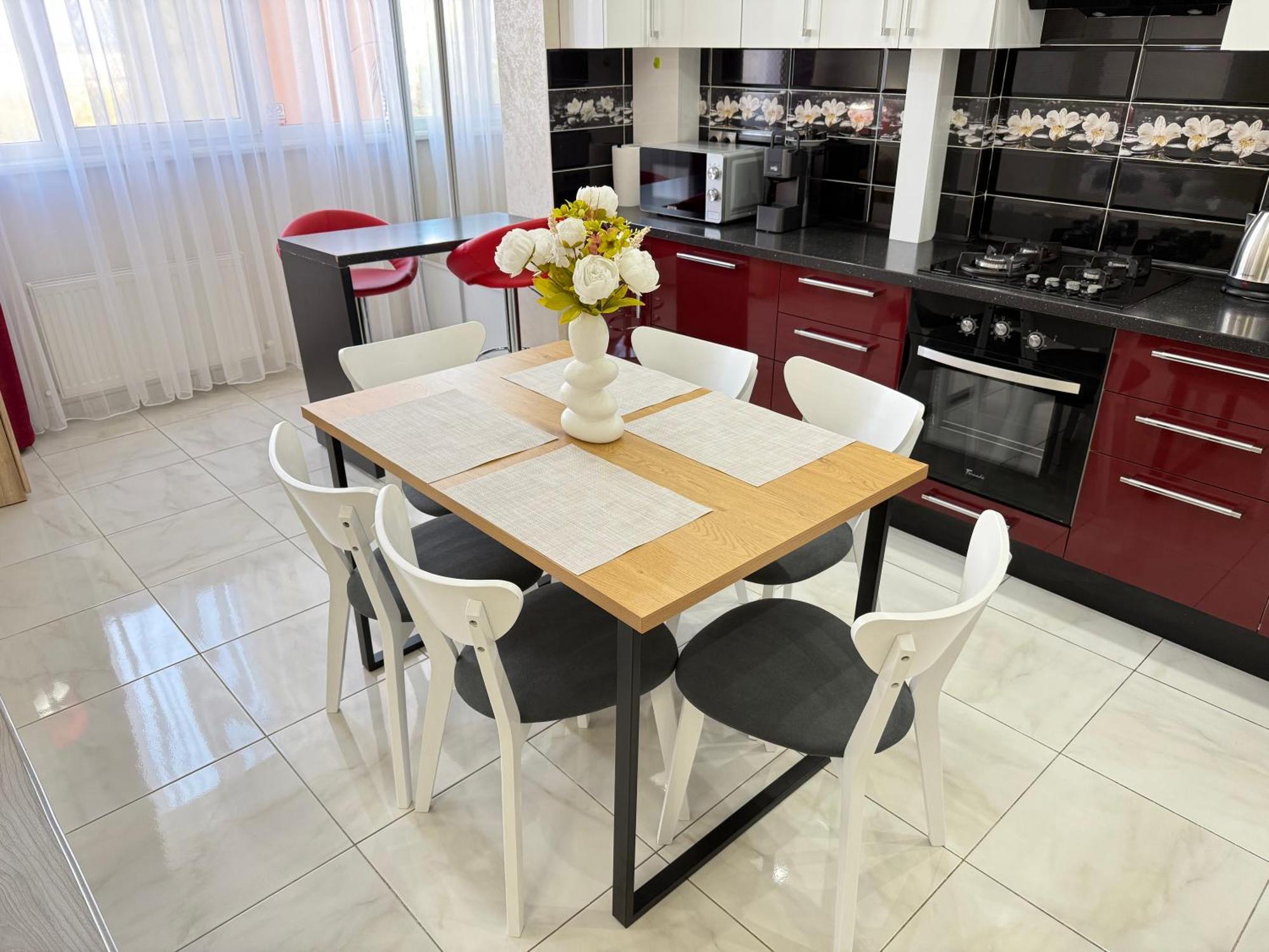 Cozy Two Bedroom Large Apartment Chisinau Exterior foto