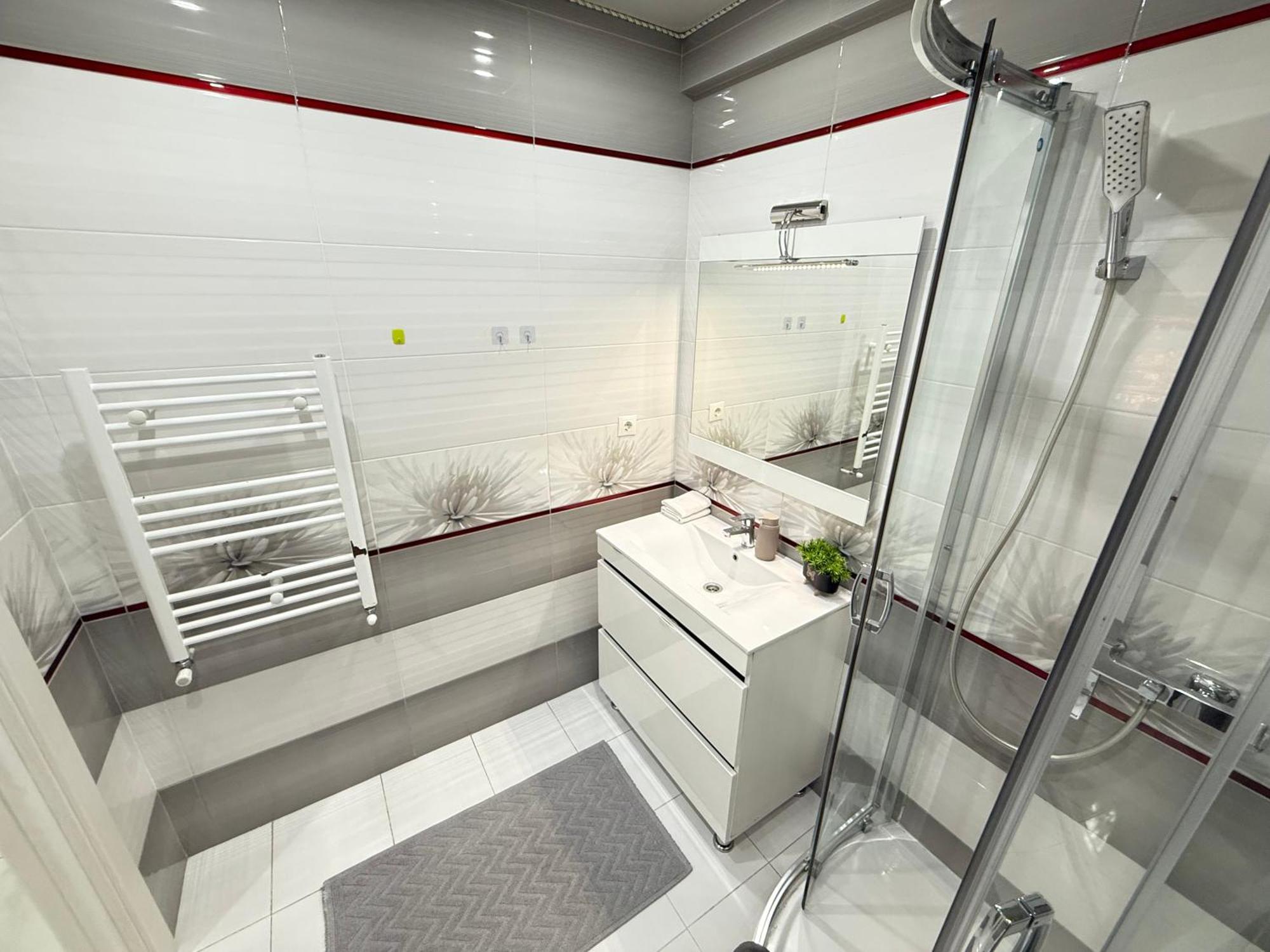Cozy Two Bedroom Large Apartment Chisinau Exterior foto