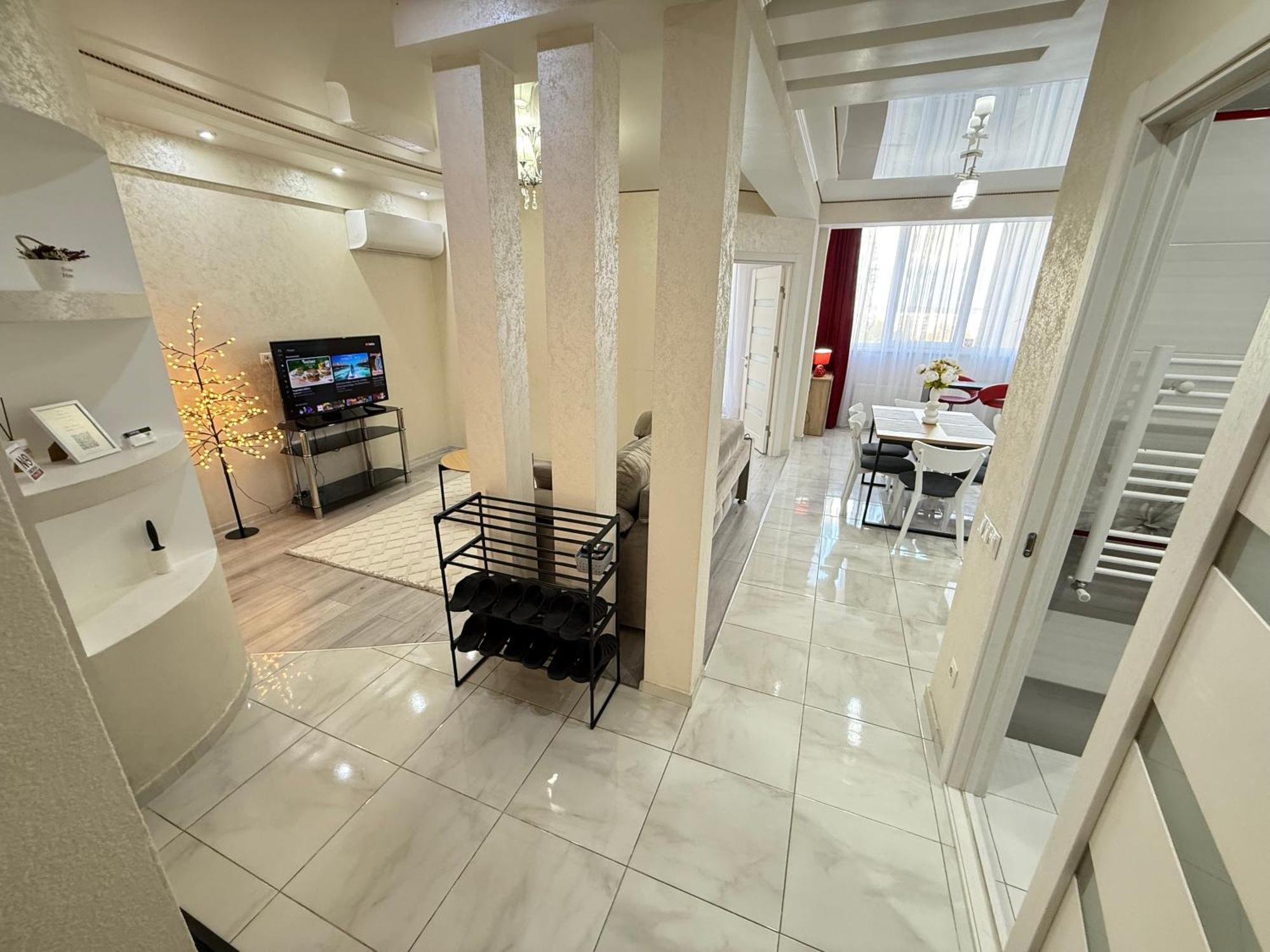 Cozy Two Bedroom Large Apartment Chisinau Exterior foto